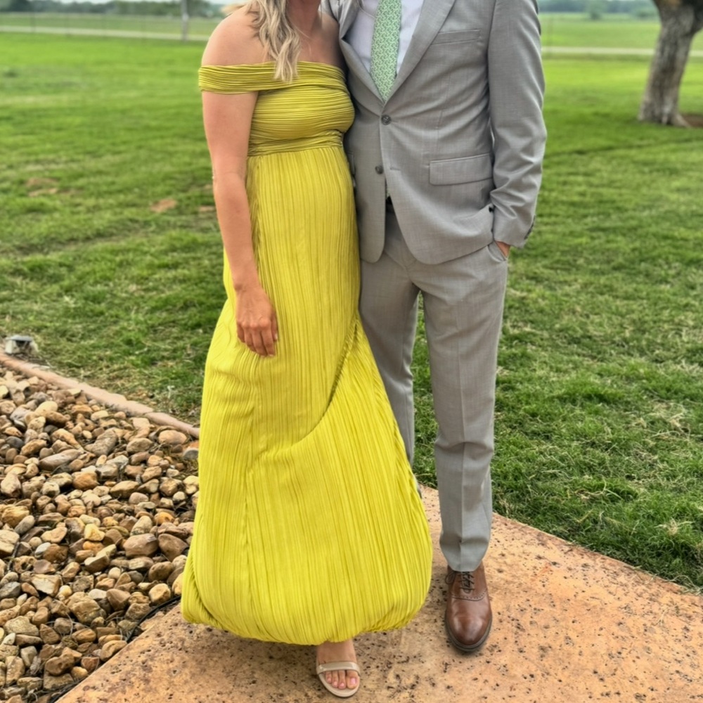 Lulu's Yellow Off-Shoulder Maxi Dress